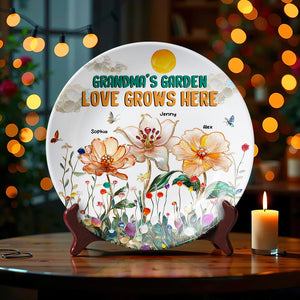 Personalized Gifts For Grandma Round Plate, Grandma's Garden Love Grows Here 01TGMH200325-Homacus