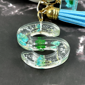 Resin Flower Letter Keychain 29acxx140325-Homacus