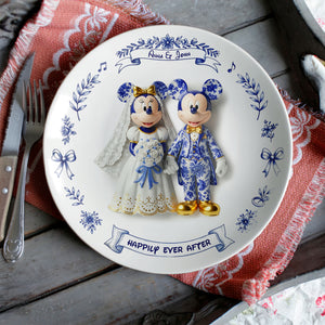 Cute Cartoon Couple Round Plate - Personalized Gift For Couples 01PGLU041025-Homacus