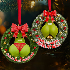 Funny Christmas Wreath Ornament Personalized Gifts For Couple 06NADT011025-Homacus