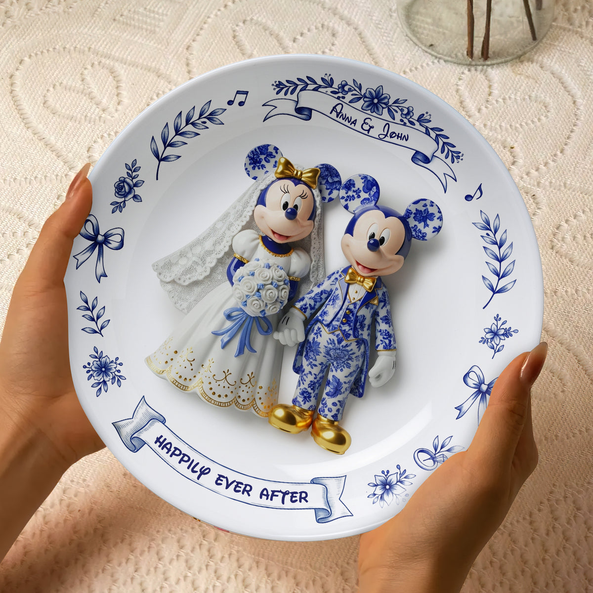 Cute Cartoon Couple Round Plate - Personalized Gift For Couples 01PGLU041025-Homacus