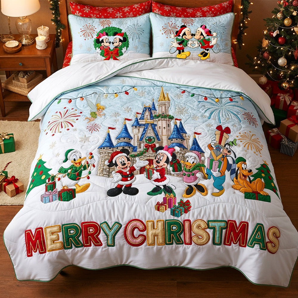 A Very Merry Christmas Quilt Bed Set, Personalized Christmas Gift 04qhtn241025-Homacus