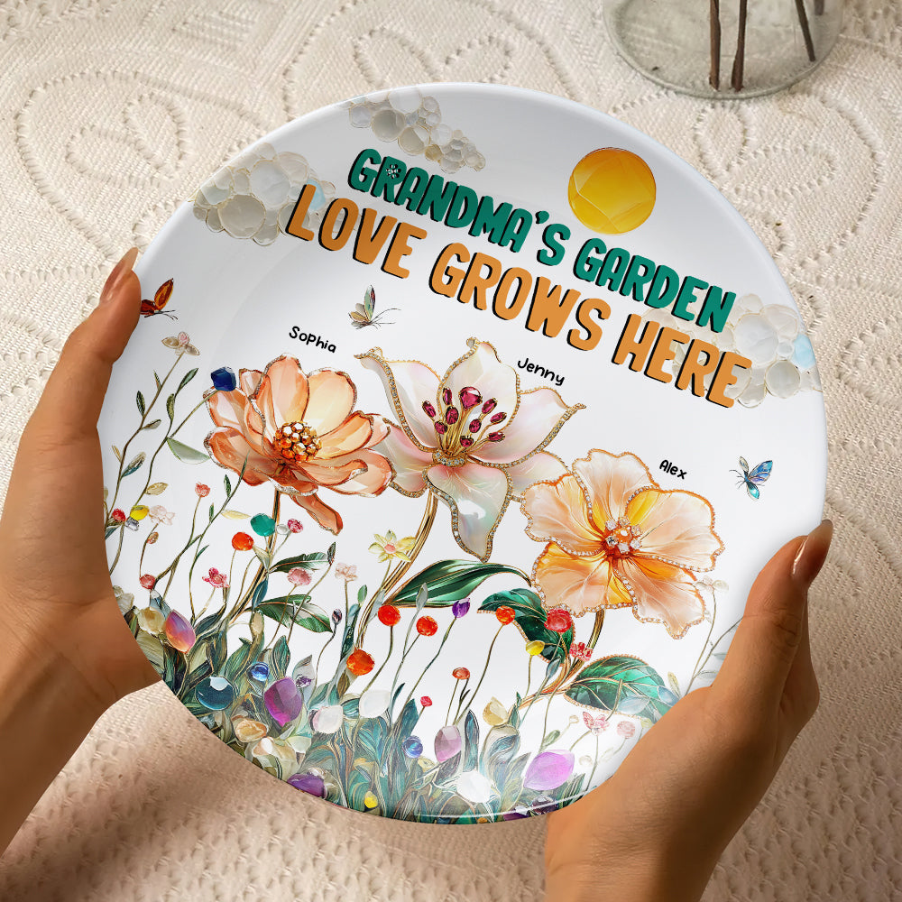 Personalized Gifts For Grandma Round Plate, Grandma's Garden Love Grows Here 01TGMH200325-Homacus