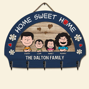Personalized Gifts For Family Wood Key Hanger 02qhpu120624hh Cartoon Family-Homacus