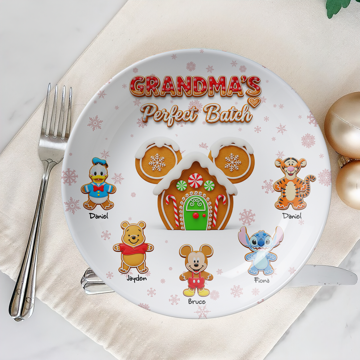 Gingerbread House Holiday Round Plate - Personalized Christmas Gift For Grandma 02NALU180825-Homacus