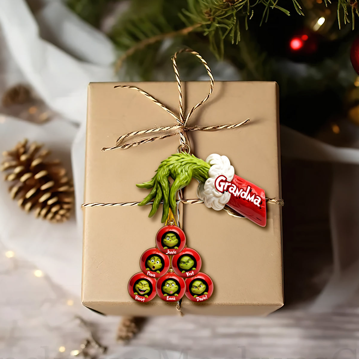Green Monster Family Ornament - Personalized Gifts For Family Christmas Ornament 05QHLU170925-Homacus