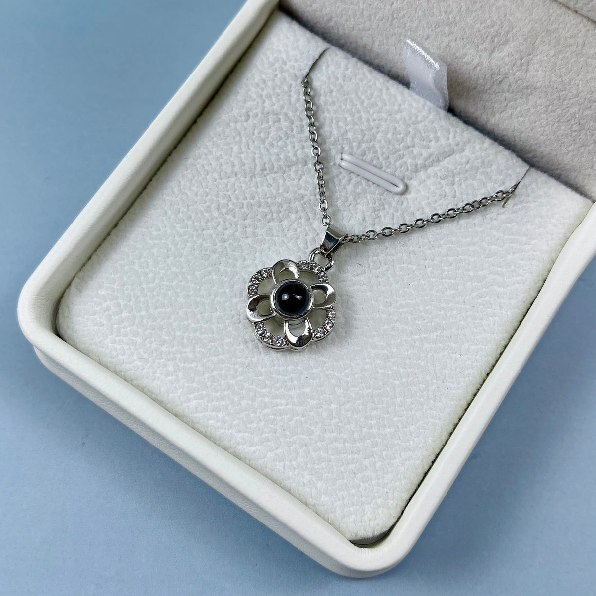 Custom Photo Projection Necklace - Sparkling Bloom Charm 25-Homacus