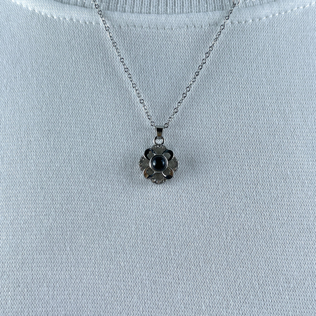 Custom Photo Projection Necklace - Sparkling Bloom Charm 25-Homacus