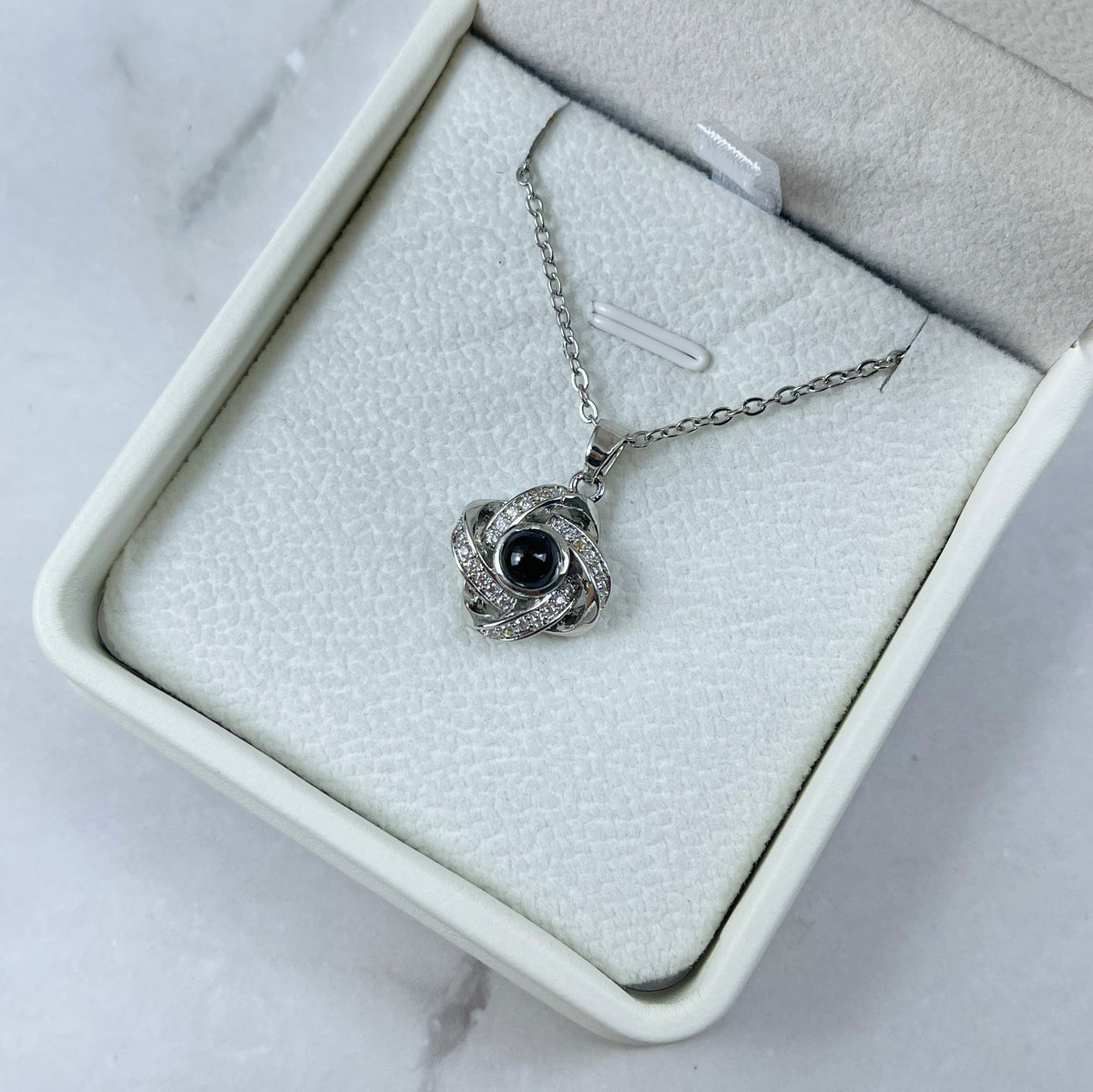 Custom Photo Projection Necklace - Eternal Twirl Charm 40-Homacus