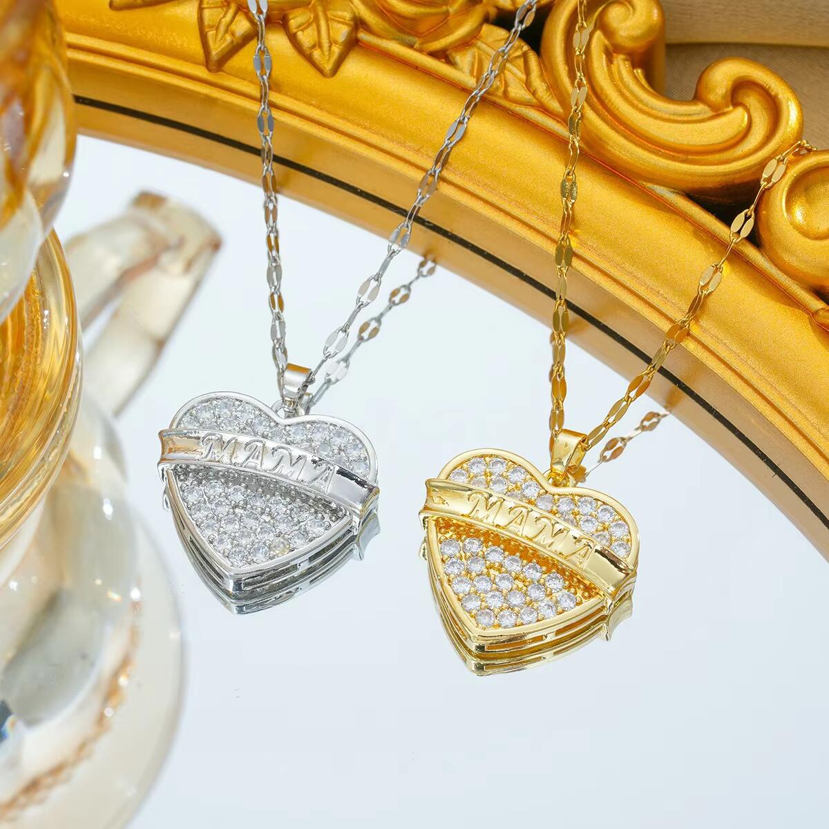 Love Heart Mama Pendant Necklace-Homacus