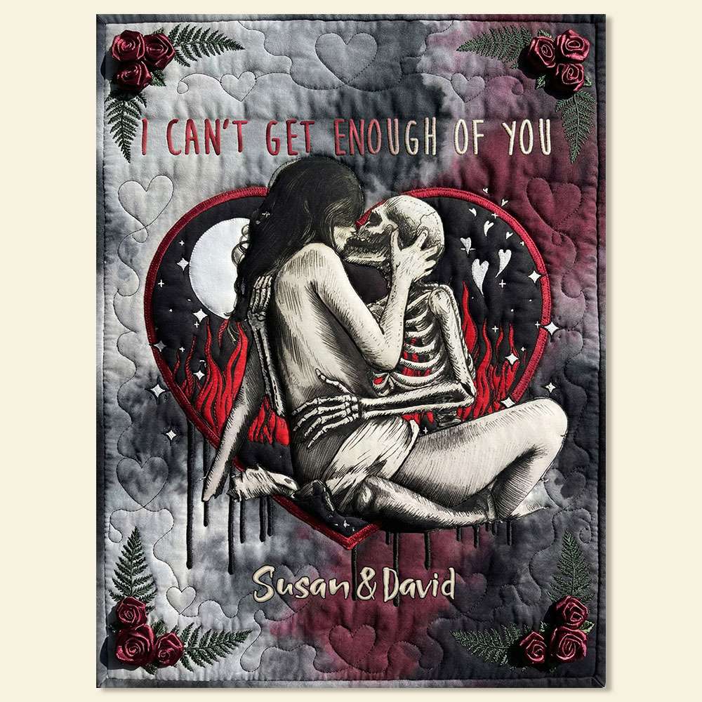 Deathly Love Gothic Skull Couple Blanket, Personalized Gifts For Couple 04qhti091225-Homacus